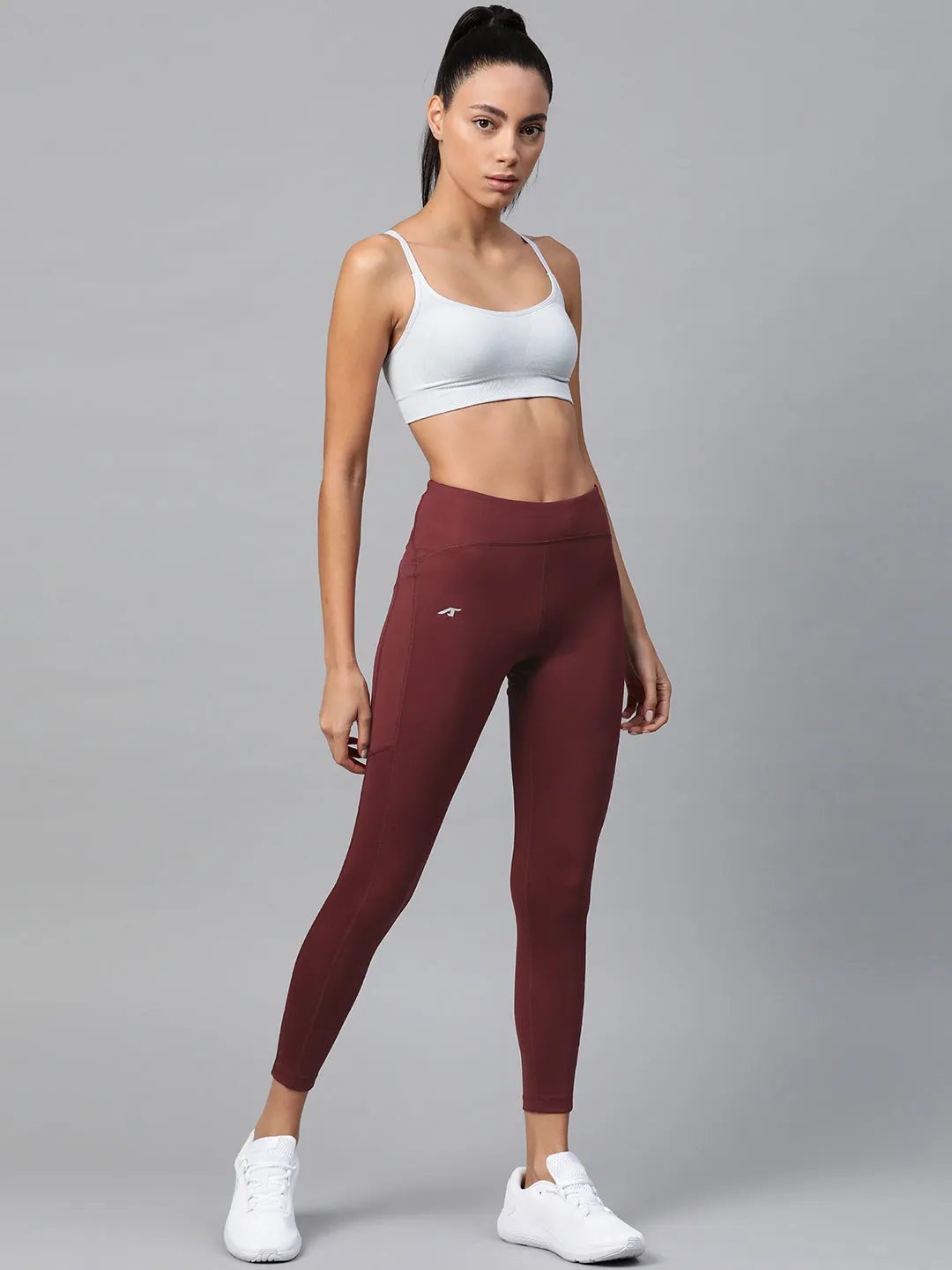 Alcis Women Burgundy Solid Cropped Tights