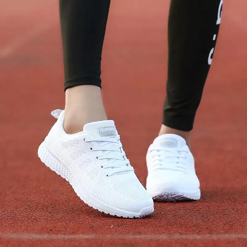 Breathable Fashion Sports Sneaker