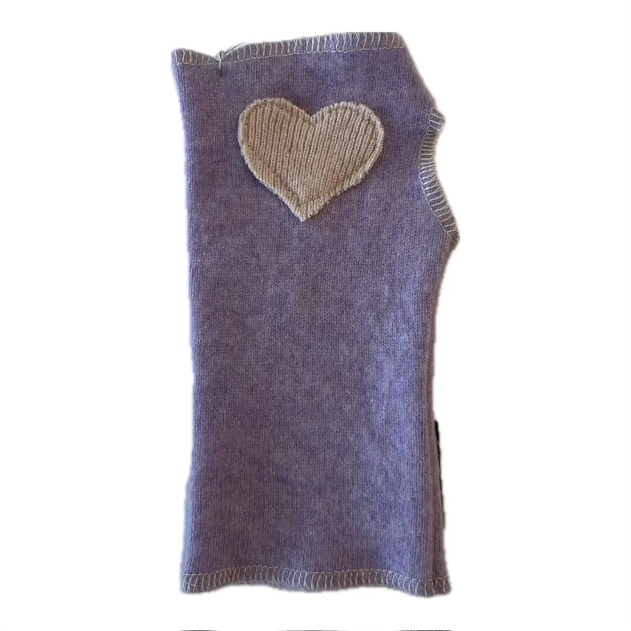 Cashmere Short Fingerless Mittens with Single Heart