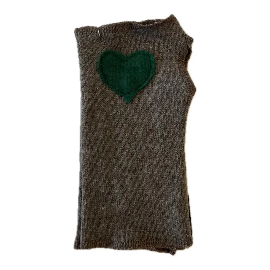 Cashmere Short Fingerless Mittens with Single Heart