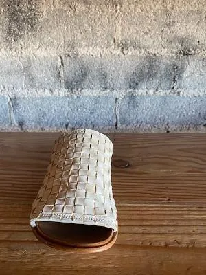 Cydwoq Asia Sandals