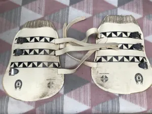 DMS white and black brushing boots size cob FREE POSTAGE