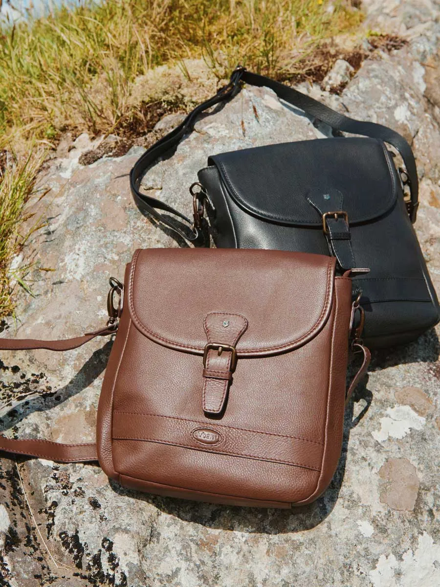 DUBARRY Woodburn Women's Saddle Bag - Walnut