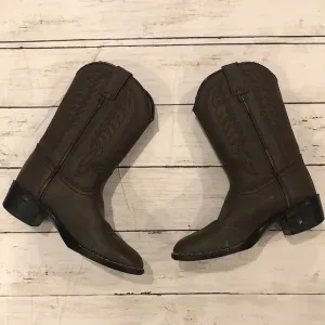Durango brown cowboy distressed boots