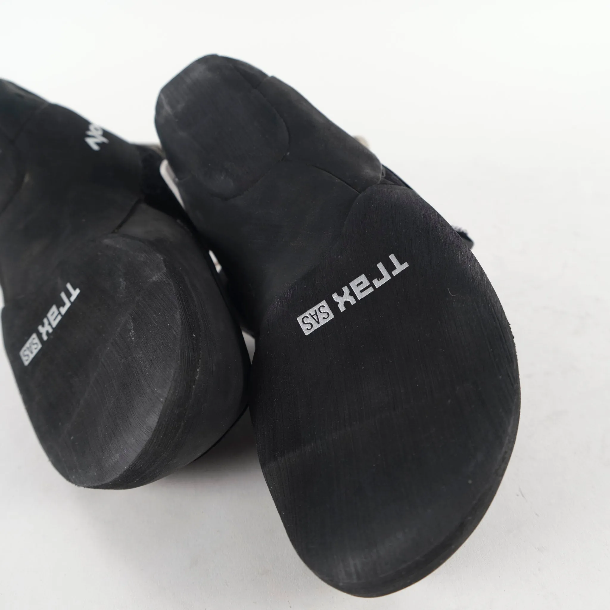 Evolv Phantom Climbing Shoes
