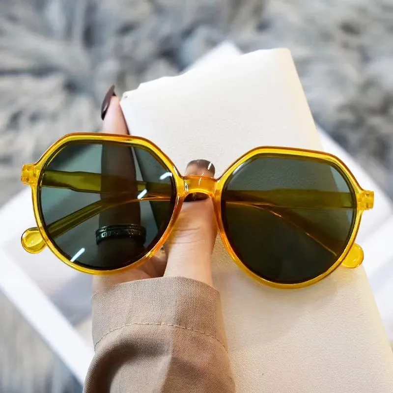 KLASSNUM Women Square Frame Fashion Sunglasses
