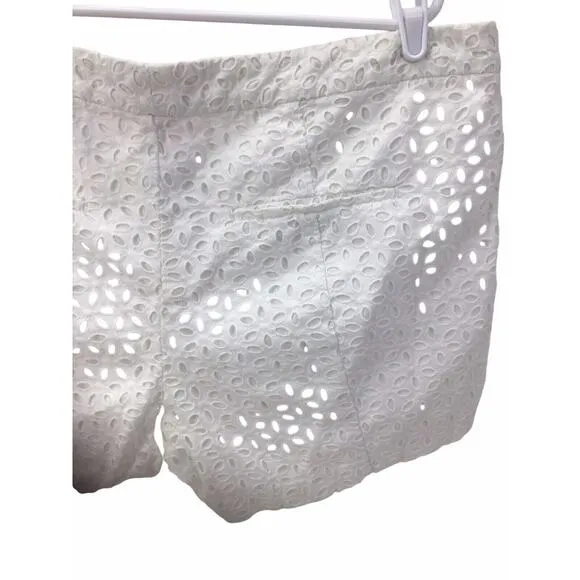 Lilly Pulitzer Eyelet Preppy Shorts Womens Size 16 White