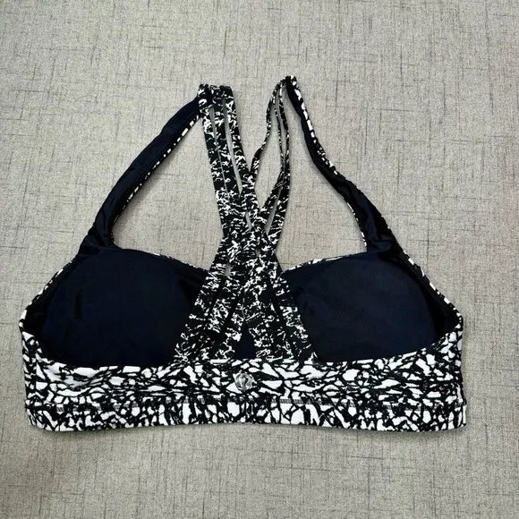 Lululemon Energy Bra H2O Iced Wave White Black 6