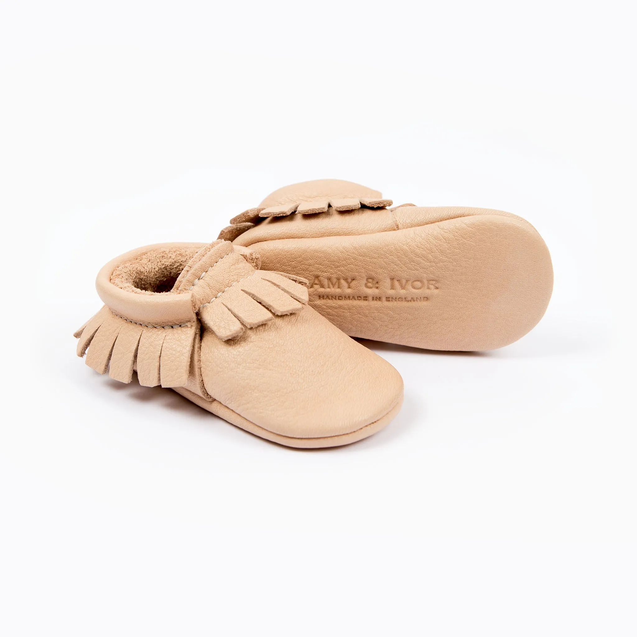 NATURAL MOCCASINS
