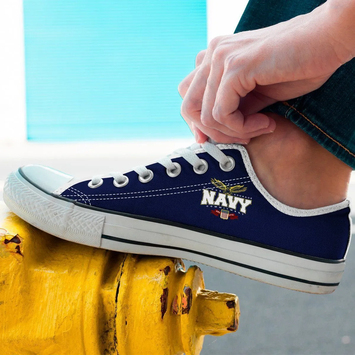 Navy Low Cuts