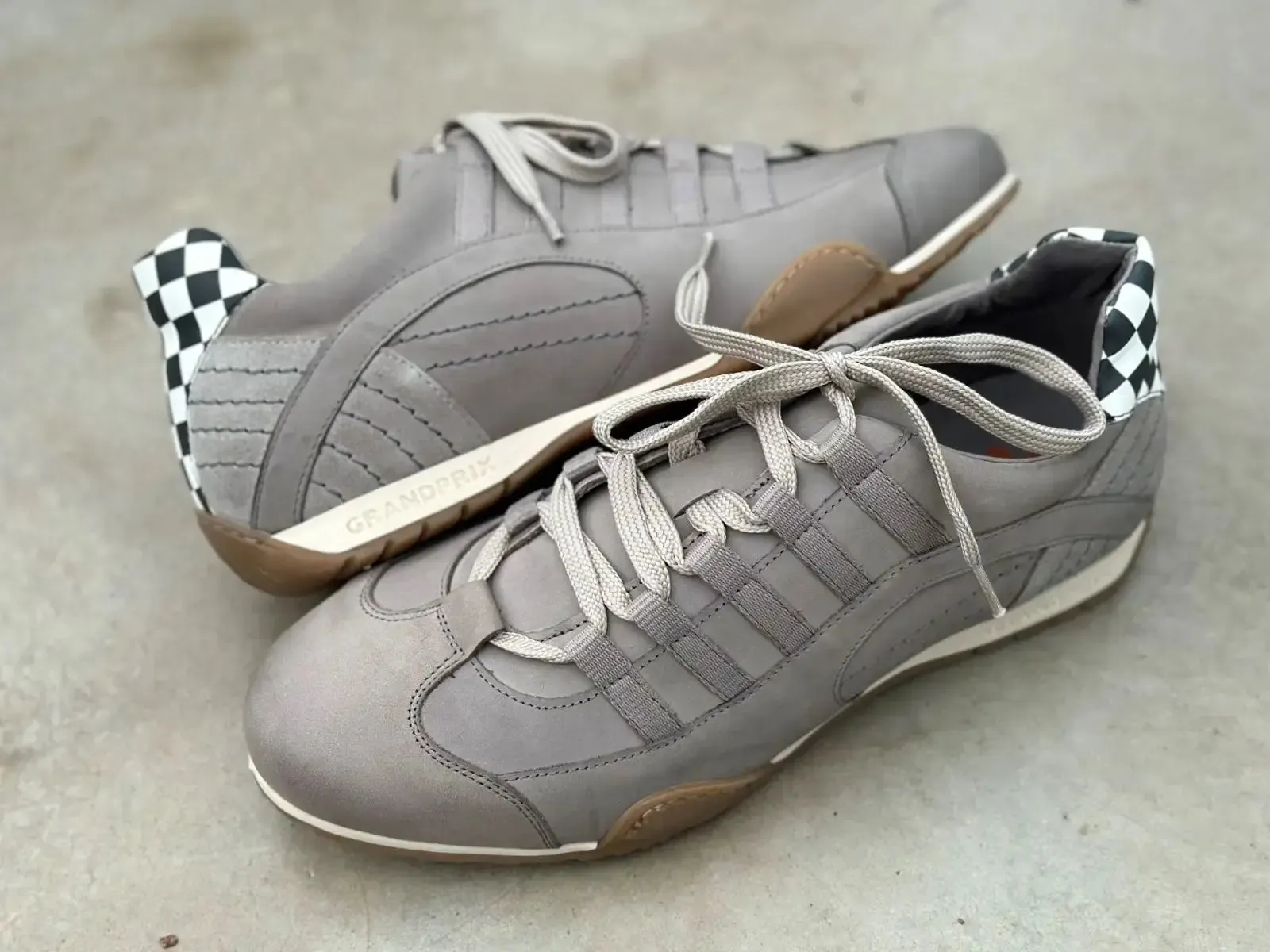 ***NEW *** Men's Racing Sneaker in Titanium Grey