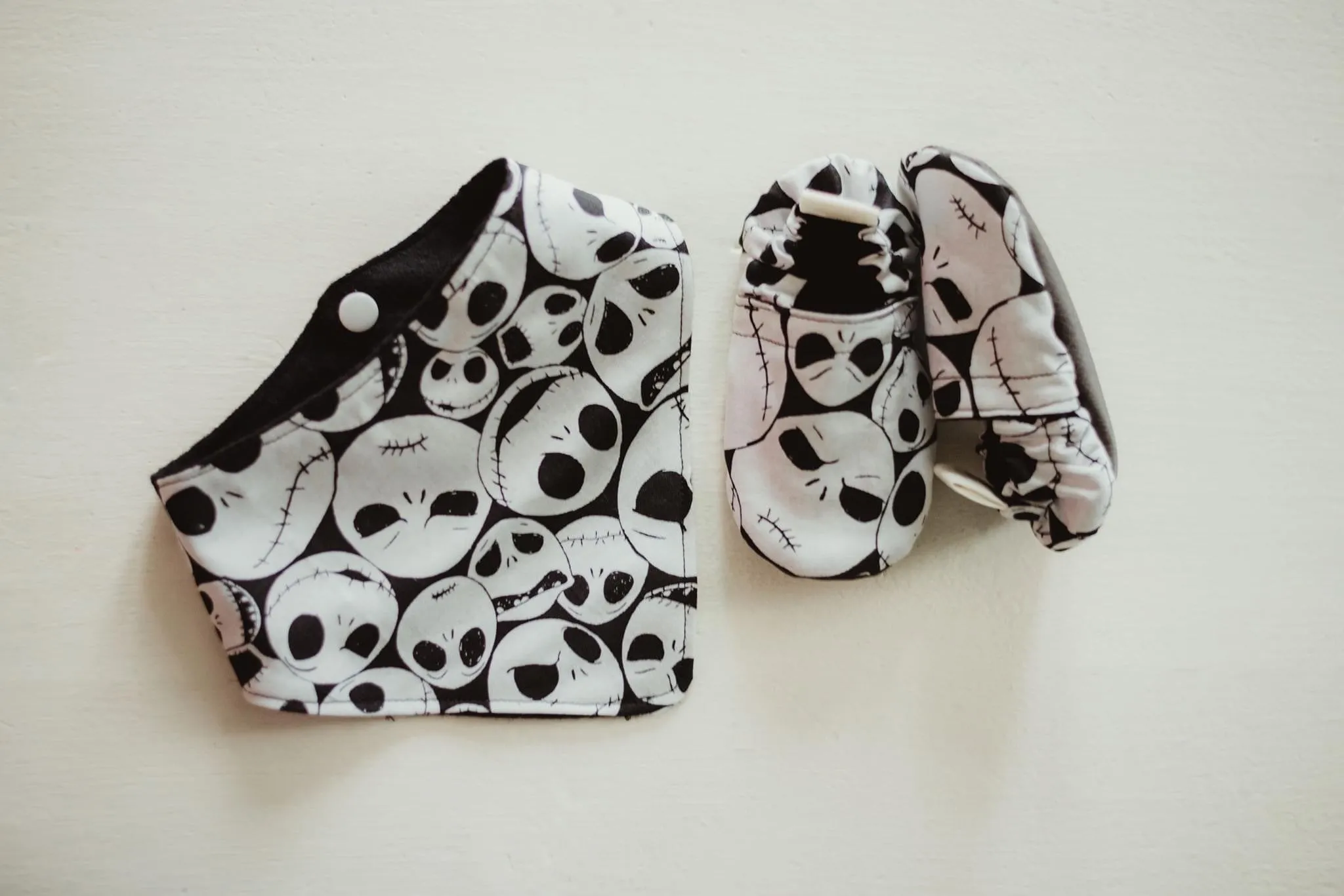 Nightmare Before Christmas Jack Skellington Baby Shoes Bib