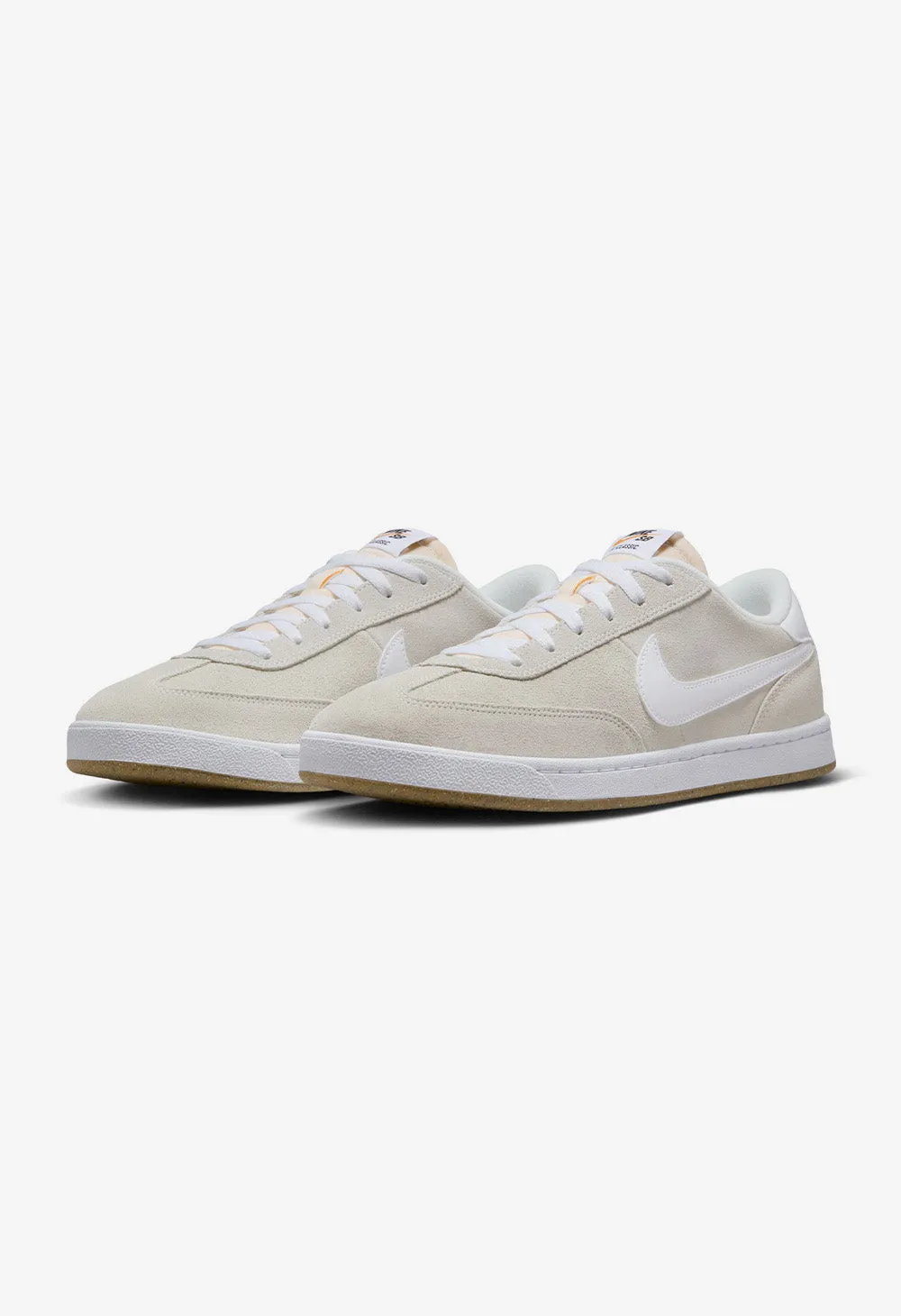 NIKE SB FC Classic