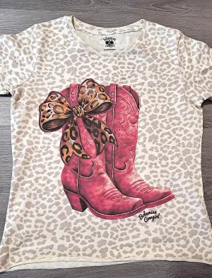 Red Boots & Leopard T-Shirt - WS
