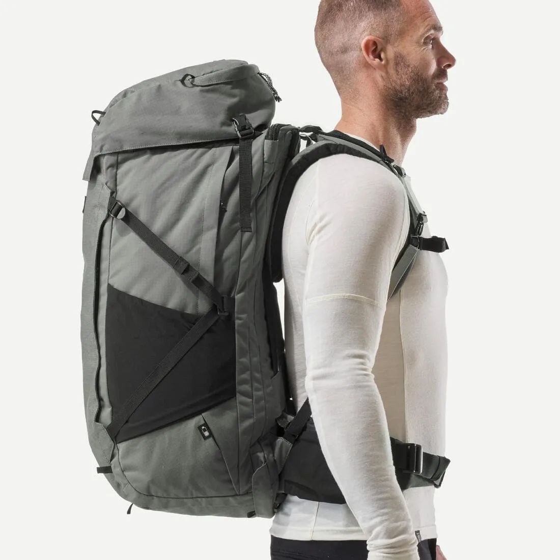 Sac à dos de voyage et trekking ouverture valise 70   6 l homme - travel 900