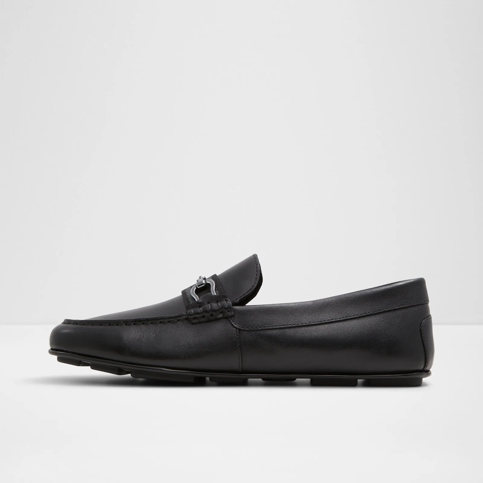 Spanner / Slip Ons