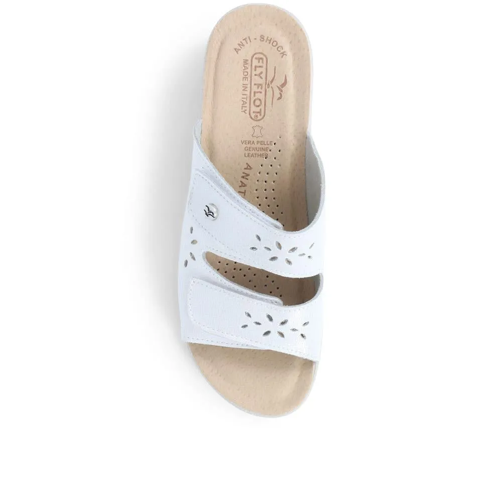Touch-Fasten Wedge Sandals  - FLY39061 / 324 780