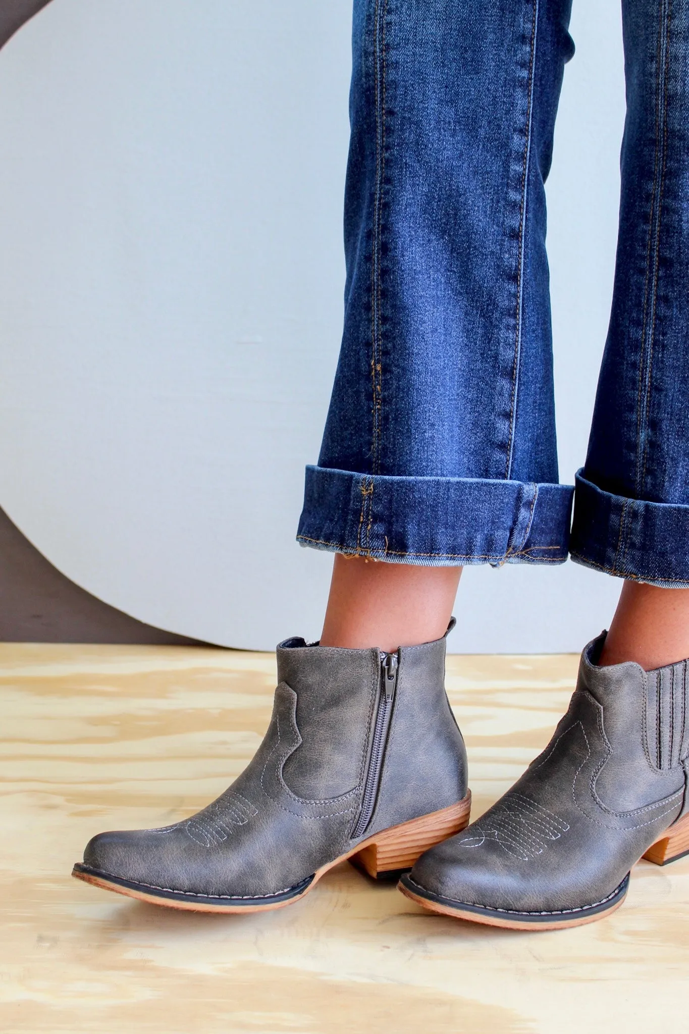 True Country Ankle Boots • Faded Black