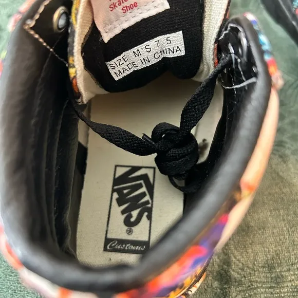 Vans Skateboard Shoe Hi Cuban Floral Men’s 7.5, Women’s 9 Shoes, black outsole