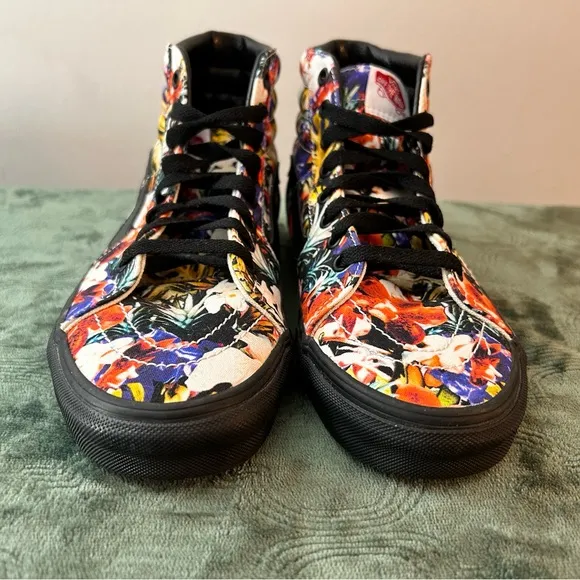 Vans Skateboard Shoe Hi Cuban Floral Men’s 7.5, Women’s 9 Shoes, black outsole