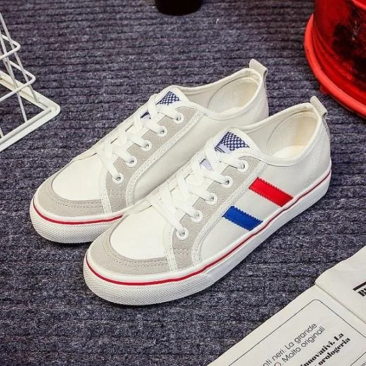 Women's Low Top Canvas Shoe